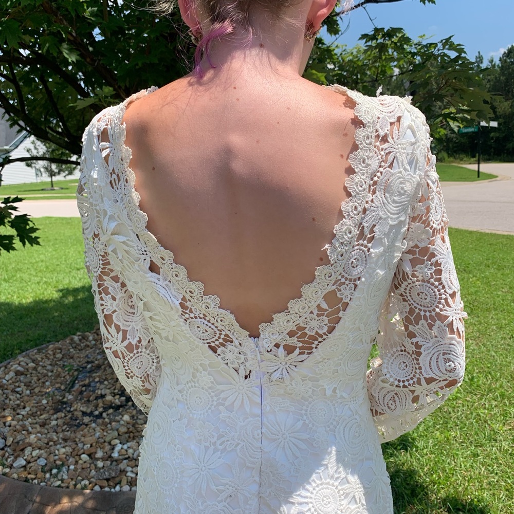 Vintage Cream Lace Wedding Dress Gem